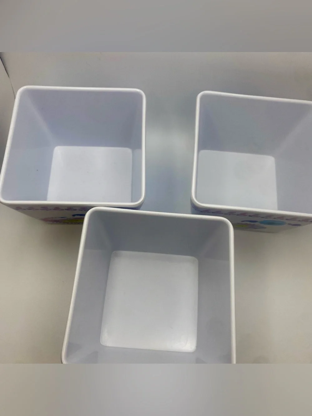 Set of 3 melamine bowls by Nicole Miller
